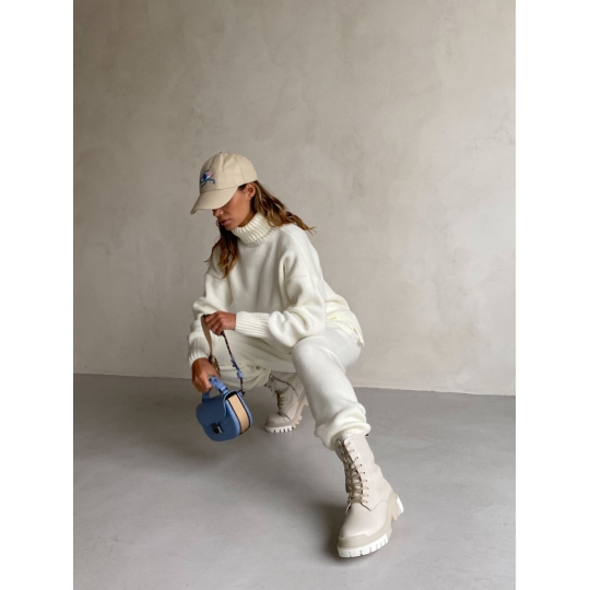 Костюм 70427 Молочний